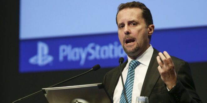 Sony PlayStation Boss Andrew House Steps Down